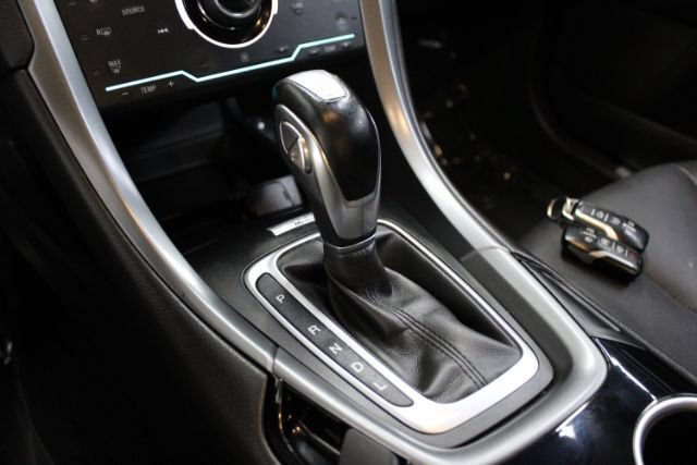 Used 2013 Ford Fusion Titanium w/ Titanium Driver Assist Pkg FWD image 15