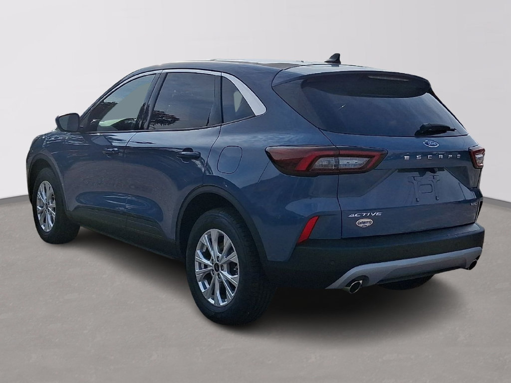 Used 2024 Ford Escape Active w/ Tech Pack #2 AWD/4WD image 4