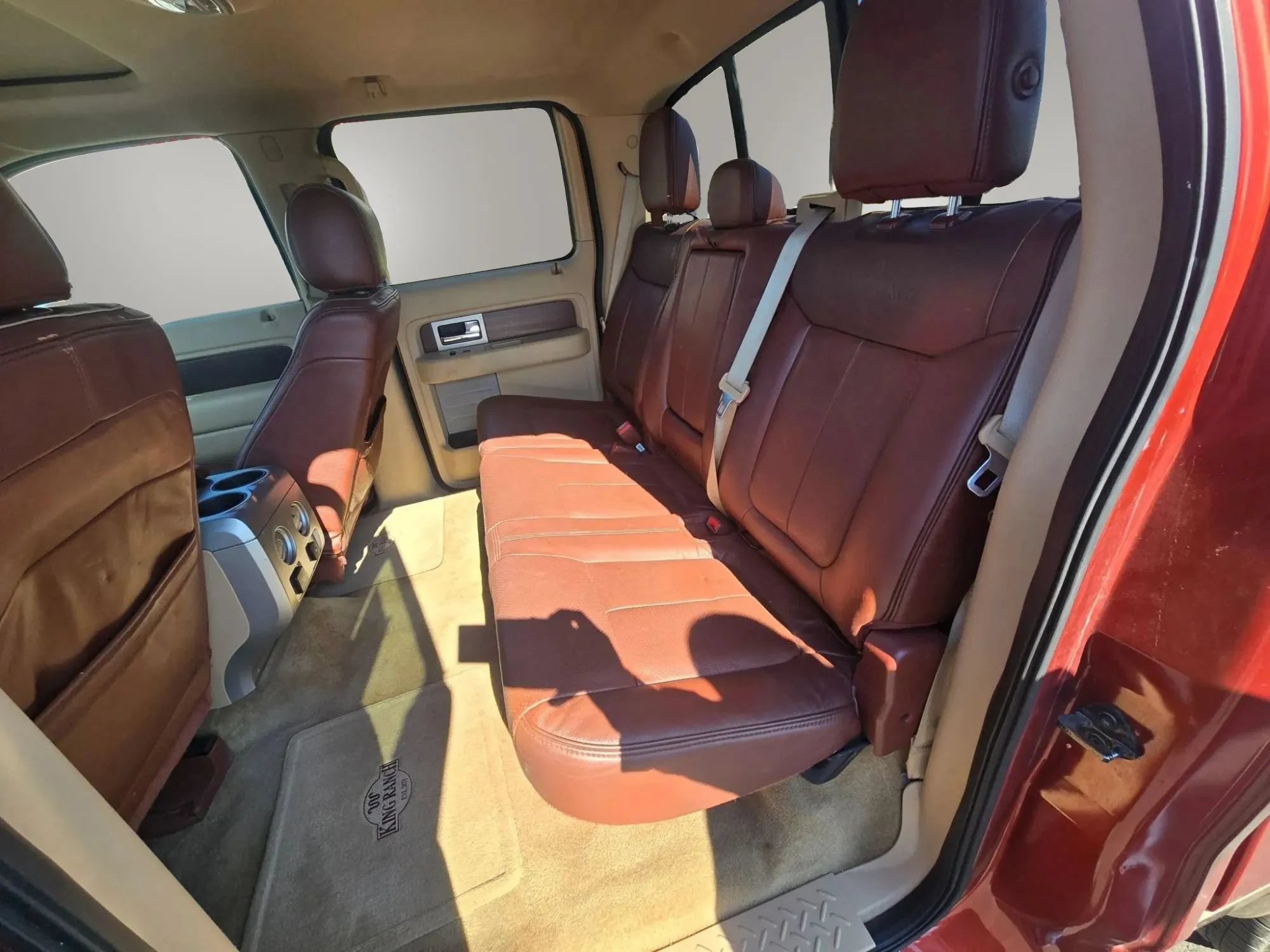 Used 2014 Ford F150 King Ranch w/ King Ranch Luxury Package AWD/4WD image 20