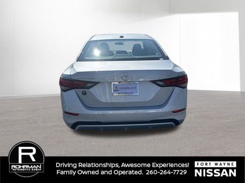 Used 2023 Nissan Sentra SV image 5
