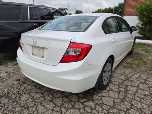 Used 2012 Honda Civic LX image 2
