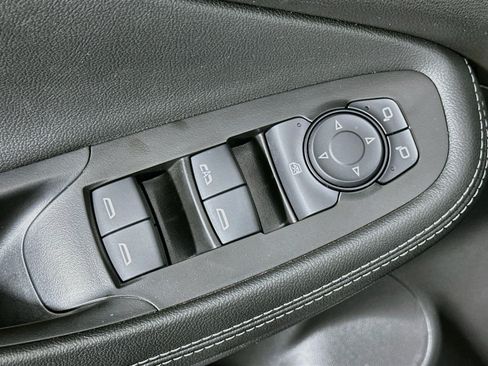 Used 2025 Buick Encore GX Preferred FWD image 15