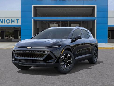 New 2026 Chevrolet Equinox EV LT image 6
