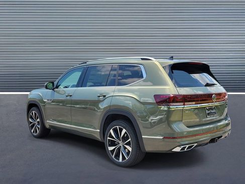 New 2026 Volkswagen Atlas SEL Premium R-Line AWD/4WD image 4