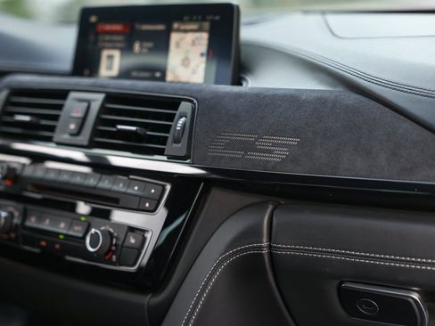 Used 2019 BMW M4 CS w/ Executive Package RWD image 33