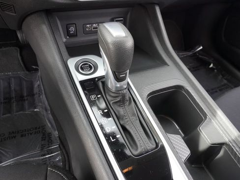 Certified 2025 Nissan Sentra SV FWD image 18