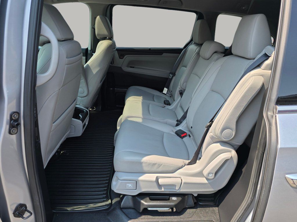 Used 2018 Honda Odyssey Elite image 28