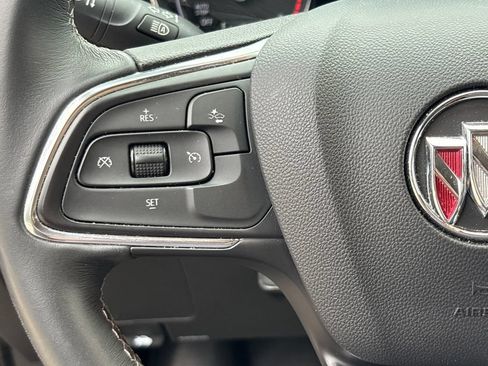 Used 2022 Buick Encore GX Select FWD image 18