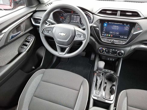 Used 2022 Chevrolet TrailBlazer LT w/ Convenience Package image 10