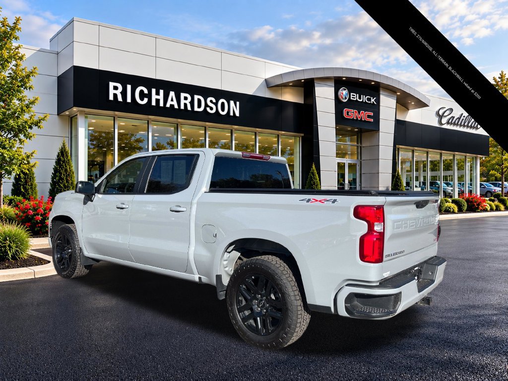 Used 2024 Chevrolet Silverado 1500 RST AWD/4WD image 3