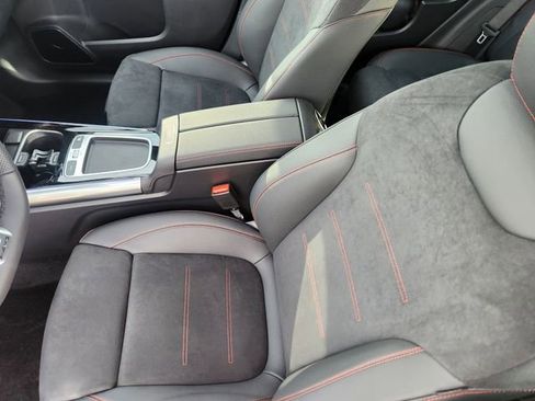 New 2026 Mercedes-Benz GLA 35 AMG 4MATIC image 8