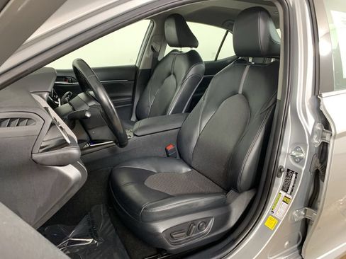 Used 2023 Toyota Camry XLE FWD image 29