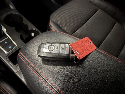 Used 2023 Ford Escape ST-Line Elite image 12