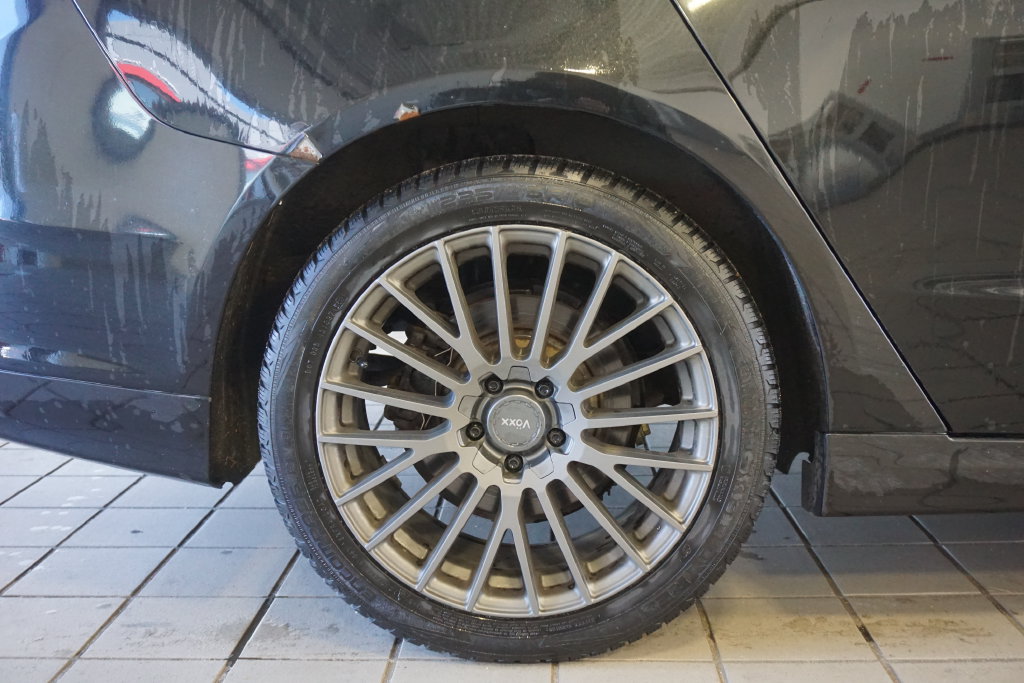 Used 2014 Ford Fusion SE FWD image 30
