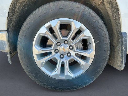 Used 2024 Chevrolet Silverado 1500 LTZ w/ LTZ Convenience Package II image 9