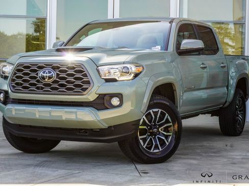 Used 2023 Toyota Tacoma TRD Sport RWD image 1