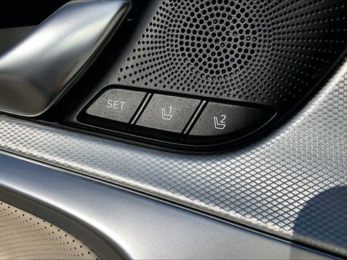 Used 2026 Genesis G70 2.5T Prestige image 32