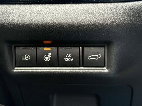 Used 2024 Toyota Grand Highlander AWD Hybrid image 28