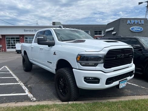 Used 2023 RAM 2500 Laramie AWD/4WD image 1