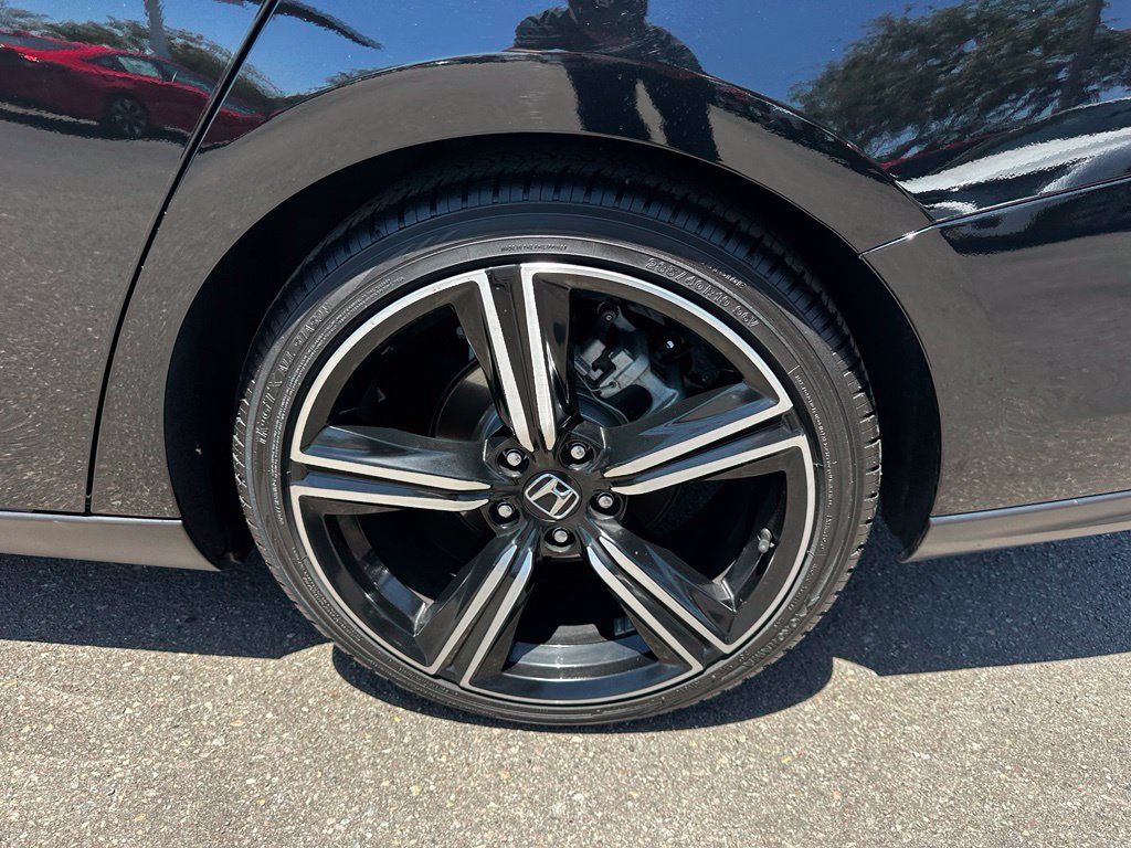 Used 2024 Honda Accord Sport image 9