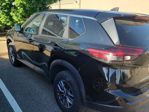 Used 2024 Nissan Rogue S AWD/4WD image 6