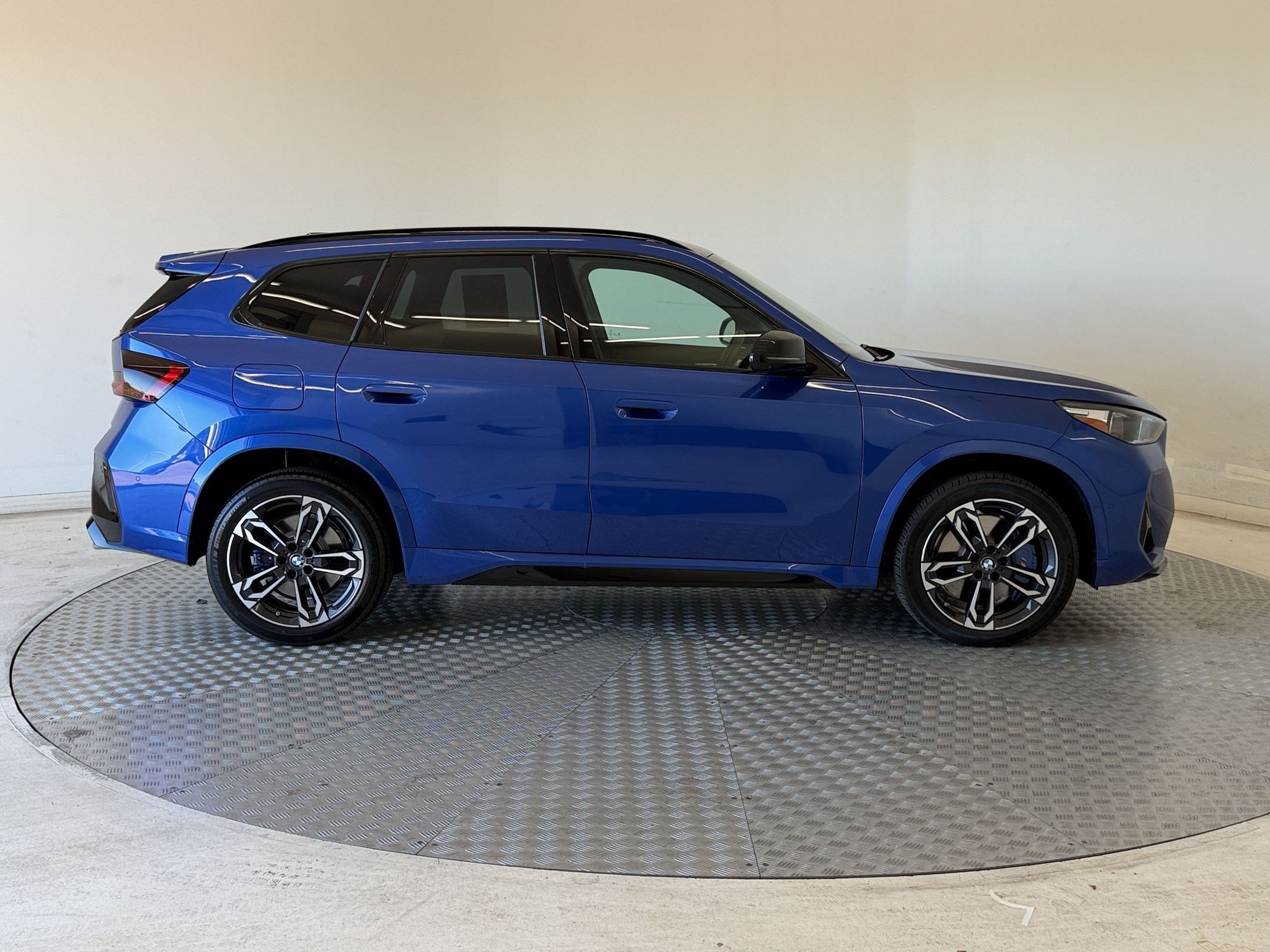 Used 2026 BMW X1 M35i AWD/4WD image 8