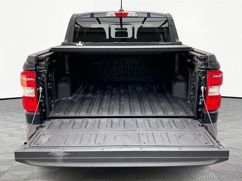 Used 2022 Ford Maverick Lariat w/ Lariat Luxury Package image 18