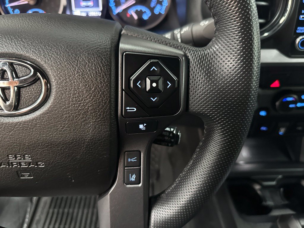 Used 2023 Toyota Tacoma TRD Sport w/ Technology Package AWD/4WD image 16