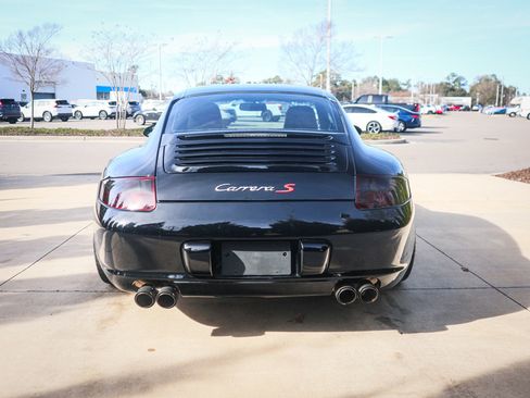 Used 2005 Porsche 911 Carrera S image 9