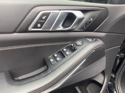 Used 2022 BMW X5 sDrive40i image 33