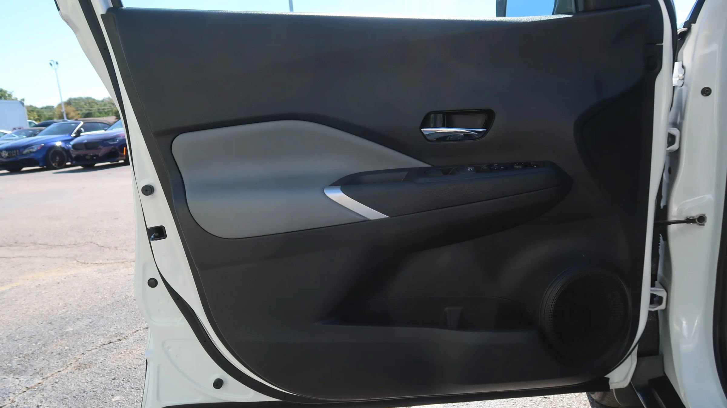 Used 2021 Nissan Kicks SR w/ SR Premium Package FWD image 43