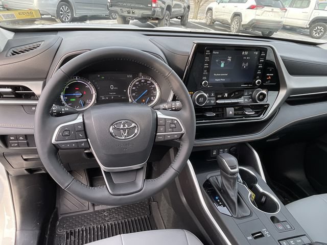 Used 2022 Toyota Highlander Bronze Edition AWD/4WD image 15