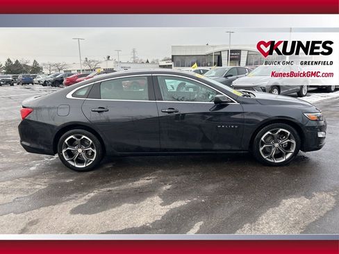 Used 2023 Chevrolet Malibu LT image 3
