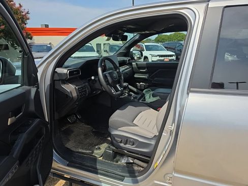 Used 2024 Toyota Tacoma TRD Sport w/ TRD Sport Upgrade Package AWD/4WD image 18