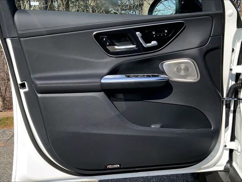 New 2026 Mercedes-Benz GLC 300 4MATIC image 14