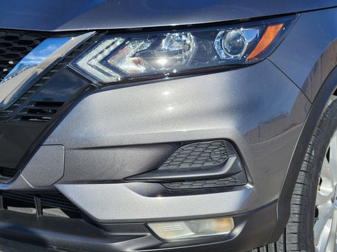 Used 2022 Nissan Rogue Sport SV image 9