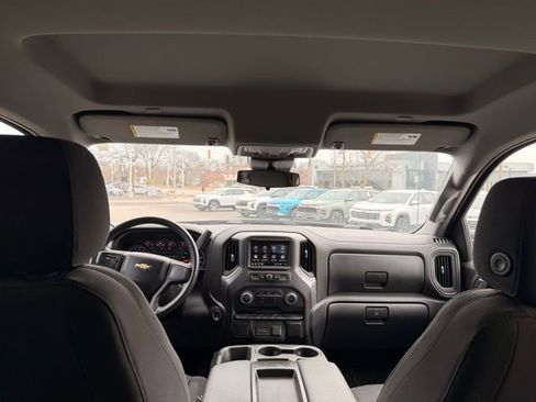 Used 2023 Chevrolet Silverado 1500 Custom image 23