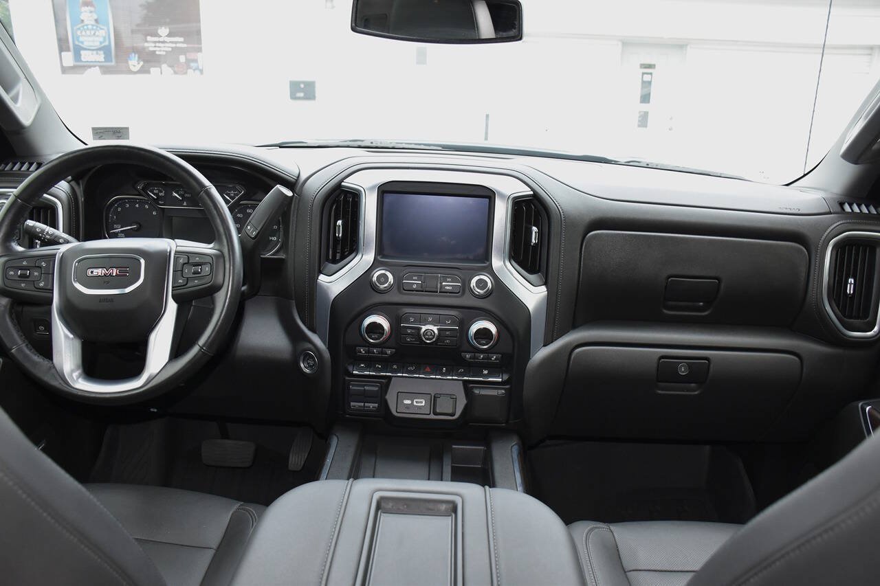 Used 2020 GMC Sierra 1500 SLT RWD image 17