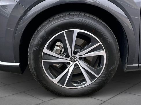 Used 2025 Lexus RX 350 Premium w/ Accessory Package (Z1) image 10