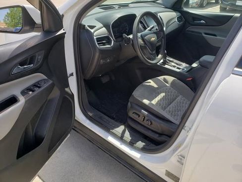 Used 2018 Chevrolet Equinox LT AWD/4WD image 11