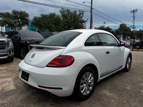 Used 2018 Volkswagen Beetle 2.0T S FWD image 5