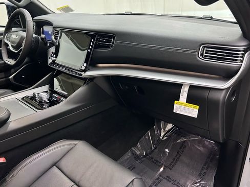 New 2026 Jeep Grand Wagoneer 4WD image 20