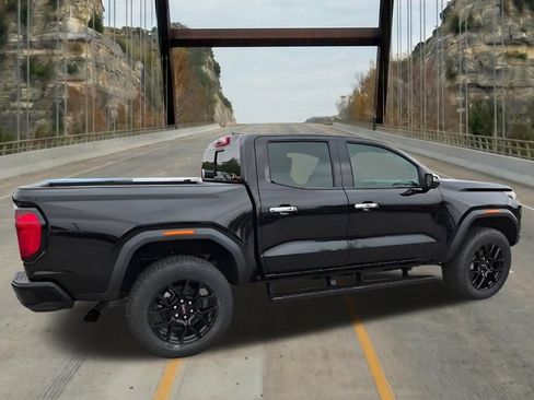 New 2026 GMC Canyon Denali w/ LPO, Denali Black Edition AWD/4WD image 11