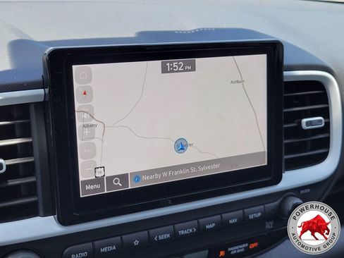 Used 2025 Hyundai Venue Limited FWD image 26