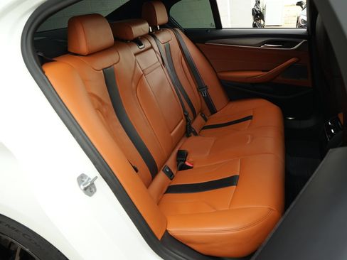 Used 2020 BMW M5 AWD/4WD image 21