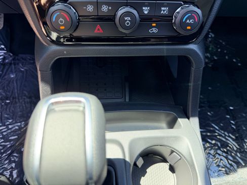 New 2026 Ford Ranger Lariat w/ FX4 Off-Road Package AWD/4WD image 15