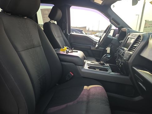 Used 2018 Ford F150 XLT w/ Equipment Group 302A Luxury image 9