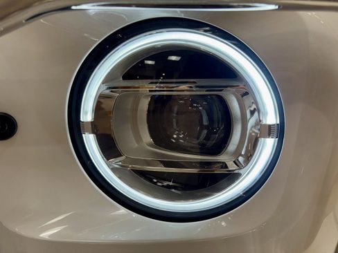 New 2026 Mercedes-Benz G 550 image 9