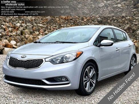 Used 2016 Kia Forte EX FWD image 1