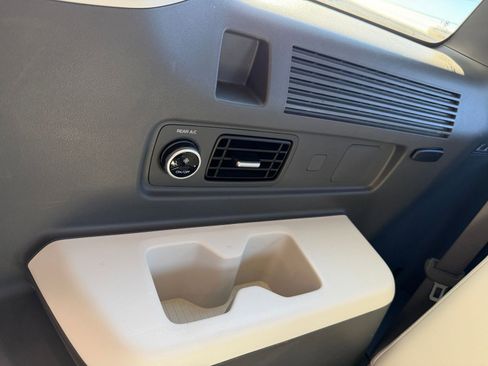 Used 2025 Hyundai Santa Fe SEL image 24